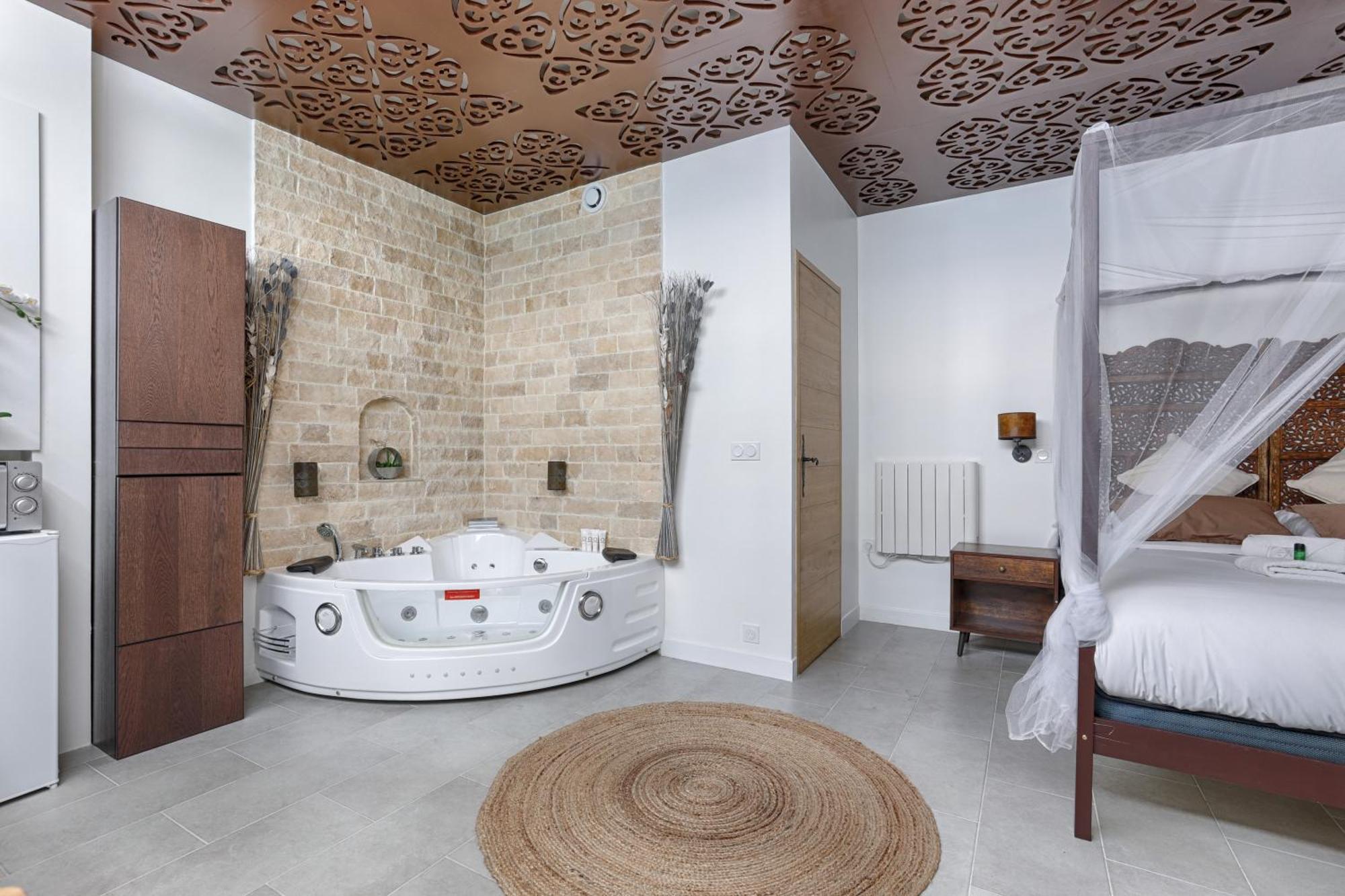 Mykeypers - Lovely Studio With Jacuzzi Paris Eksteriør billede