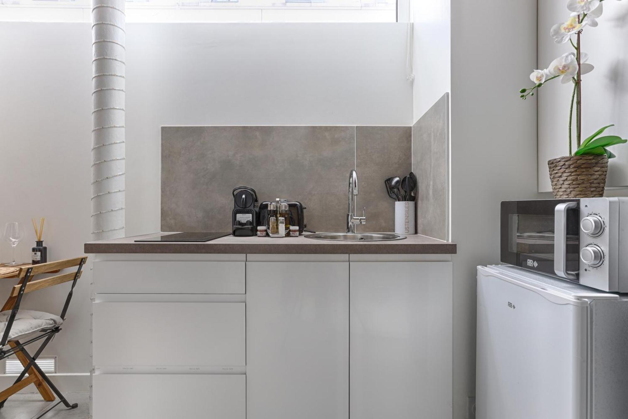 Mykeypers - Lovely Studio With Jacuzzi Paris Eksteriør billede