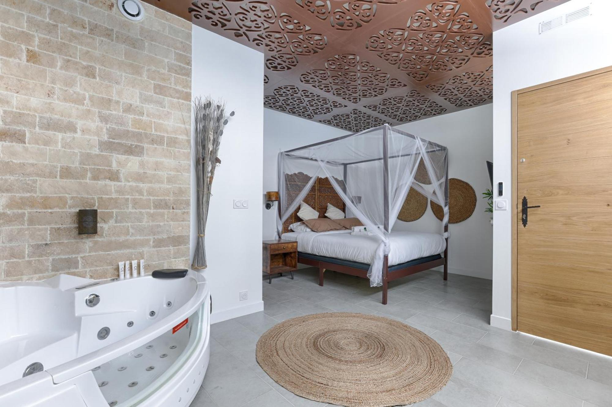 Mykeypers - Lovely Studio With Jacuzzi Paris Eksteriør billede
