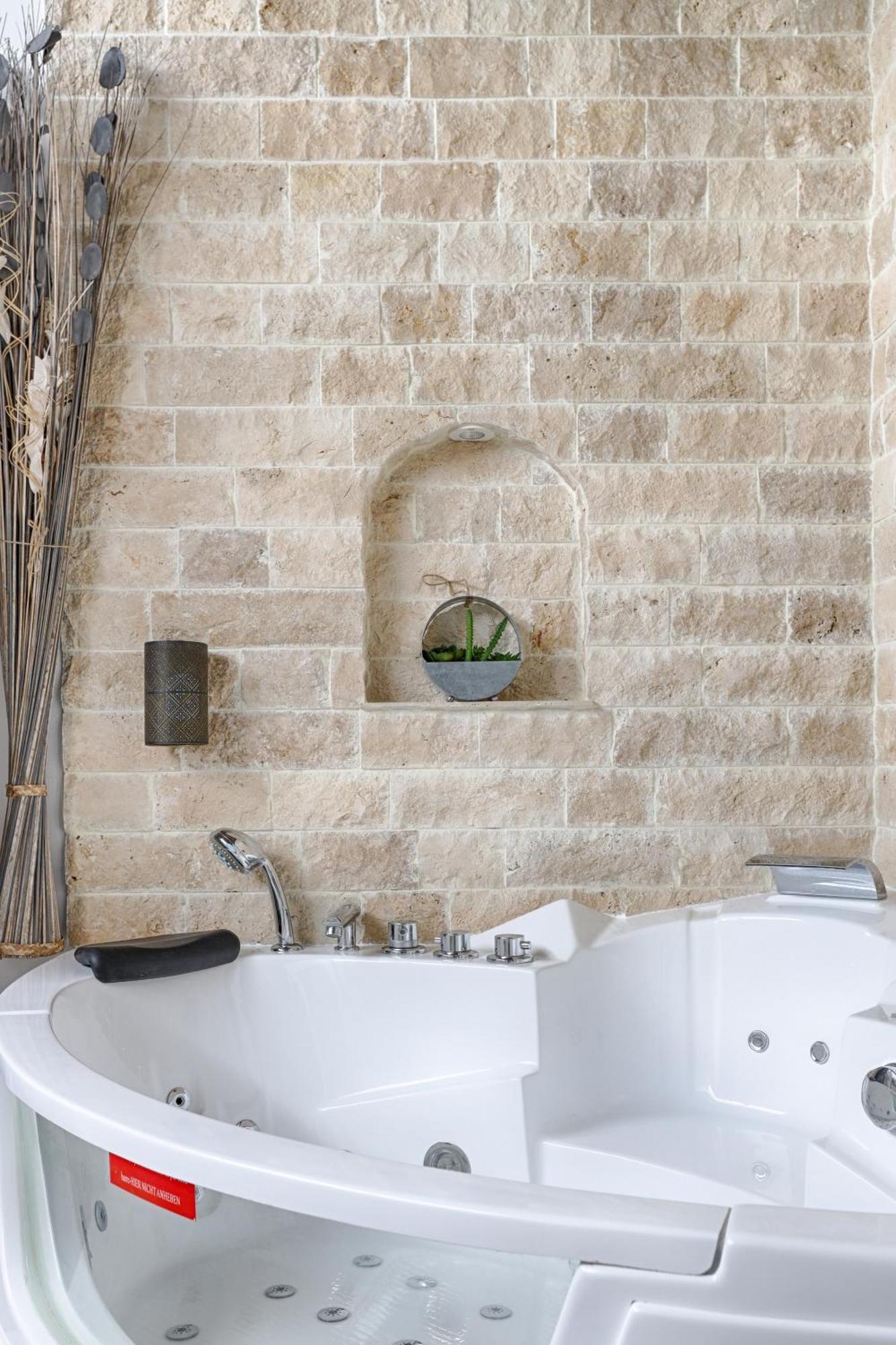 Mykeypers - Lovely Studio With Jacuzzi Paris Eksteriør billede